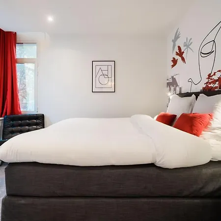 Appartamento Cocteau : Au Coeur De La Rive Gauche, Neuf, Design, 2/4/6 Personnes *